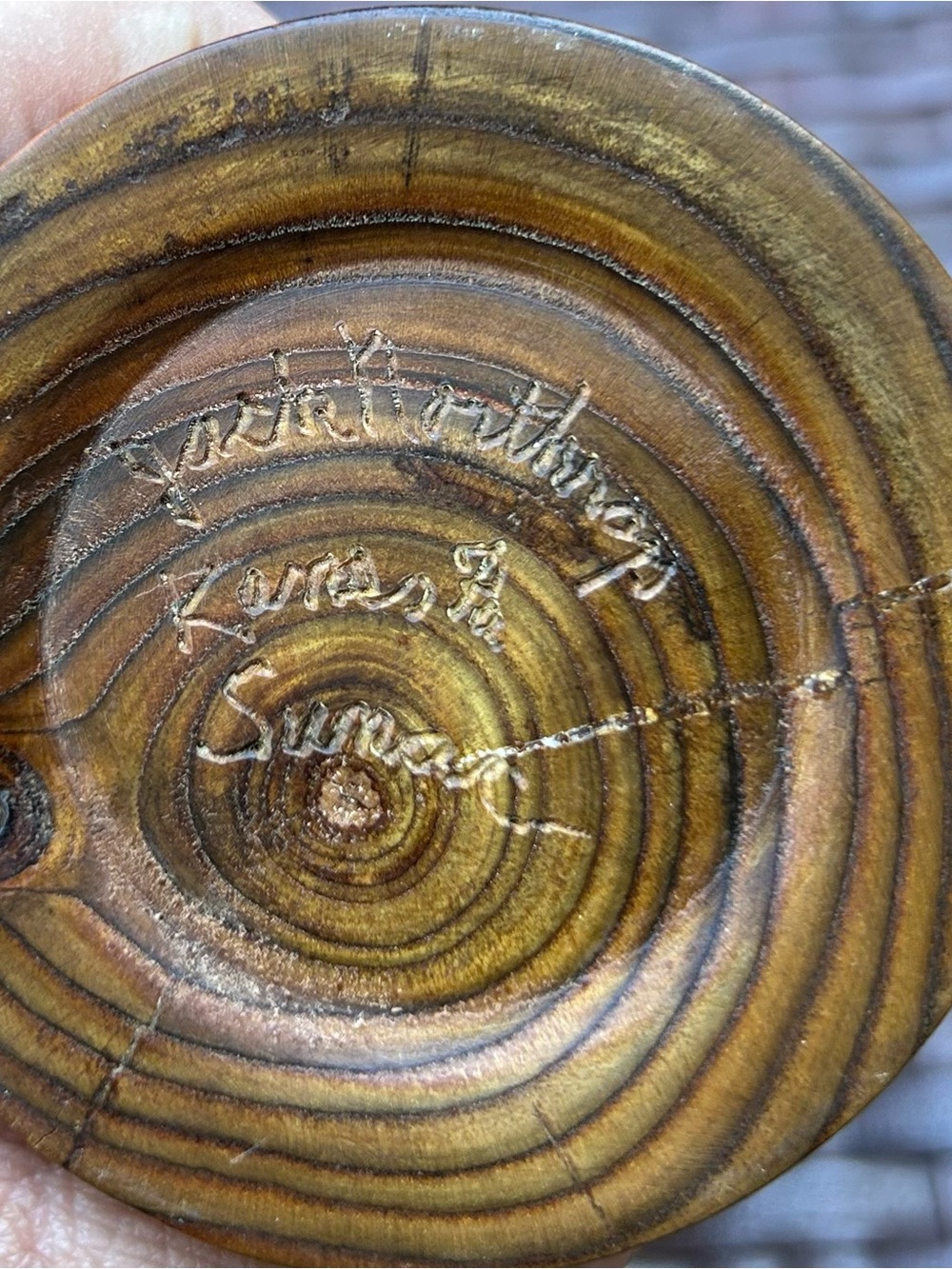 Unique Hand turned/signed Wood Vase in Warm Brown apprx 8”tall and 4” wide - Picture 3 of 9